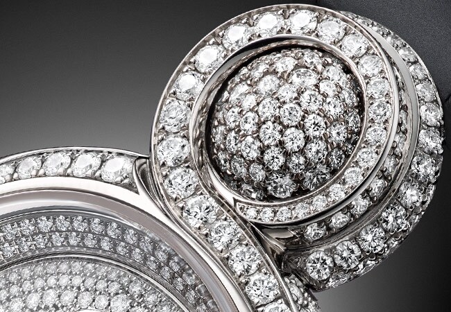 J014504220_LADY_8_SHINY_CLOSE-UP_PEARL