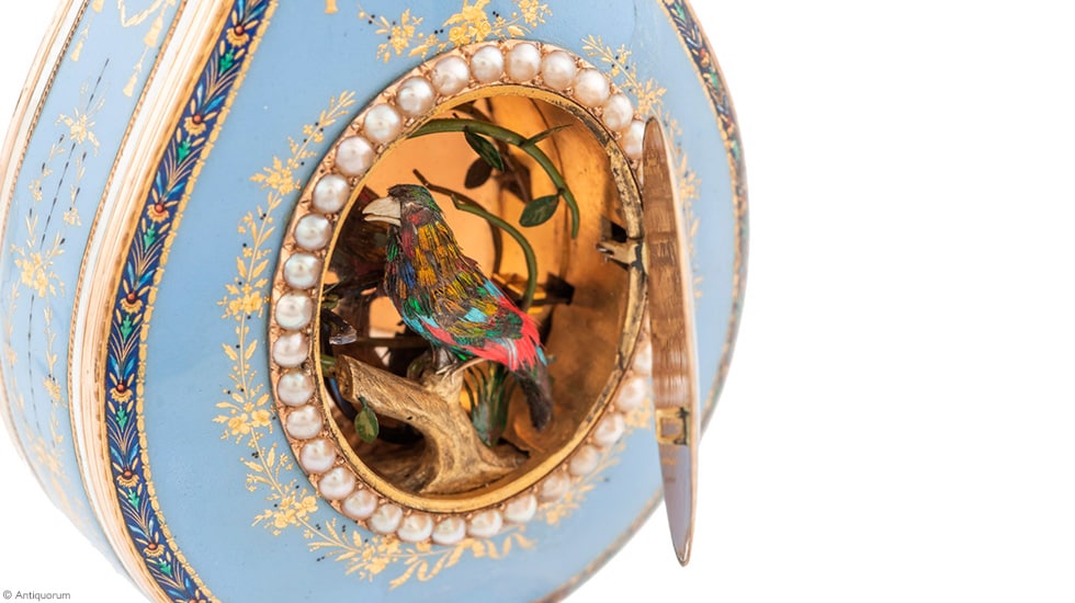 Jaquet Droz, record auction for L Oiseau Privé, Bird Close-Up