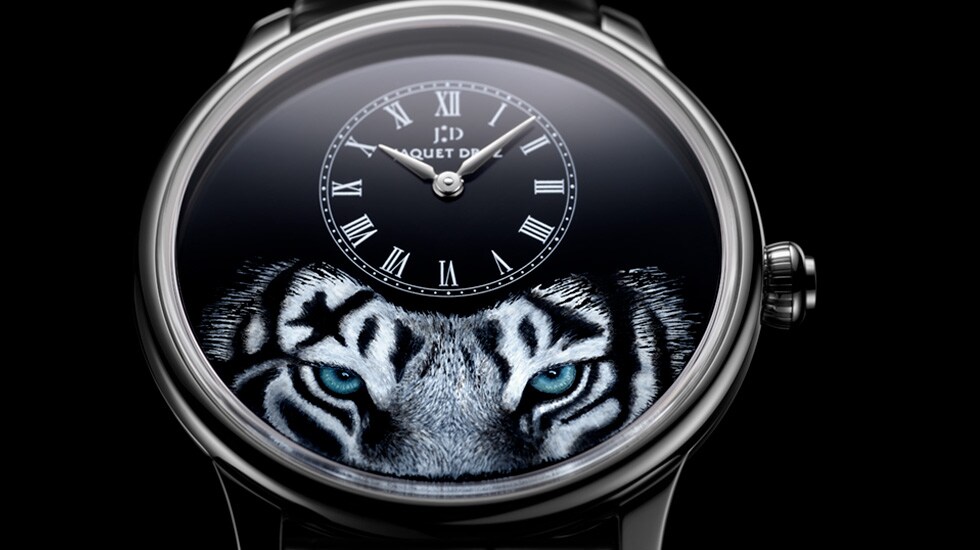 Jaquet Droz, Petite Heure Minute Tiger, J005034275, Close-Up