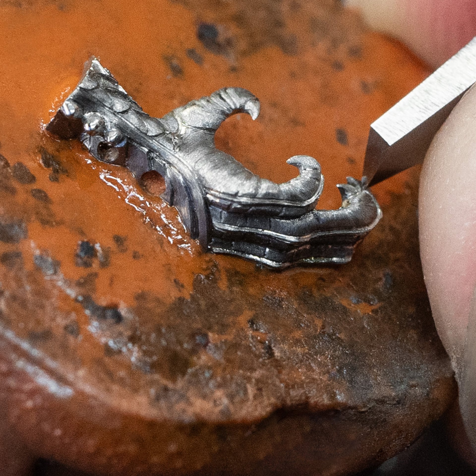 Imperial Dragon Automaton Sapphire – Opal