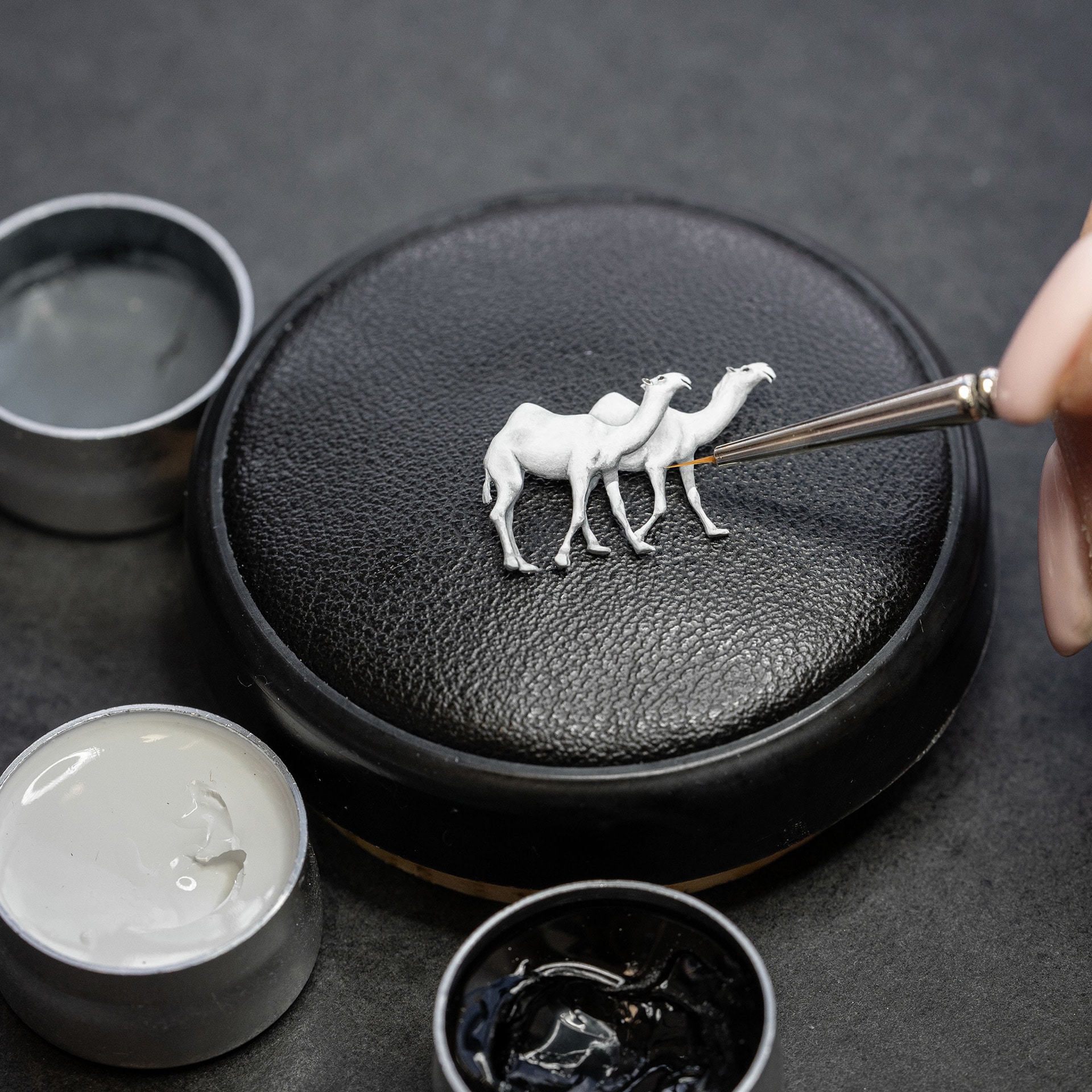 Petite Heure Minute Platinum - Camels