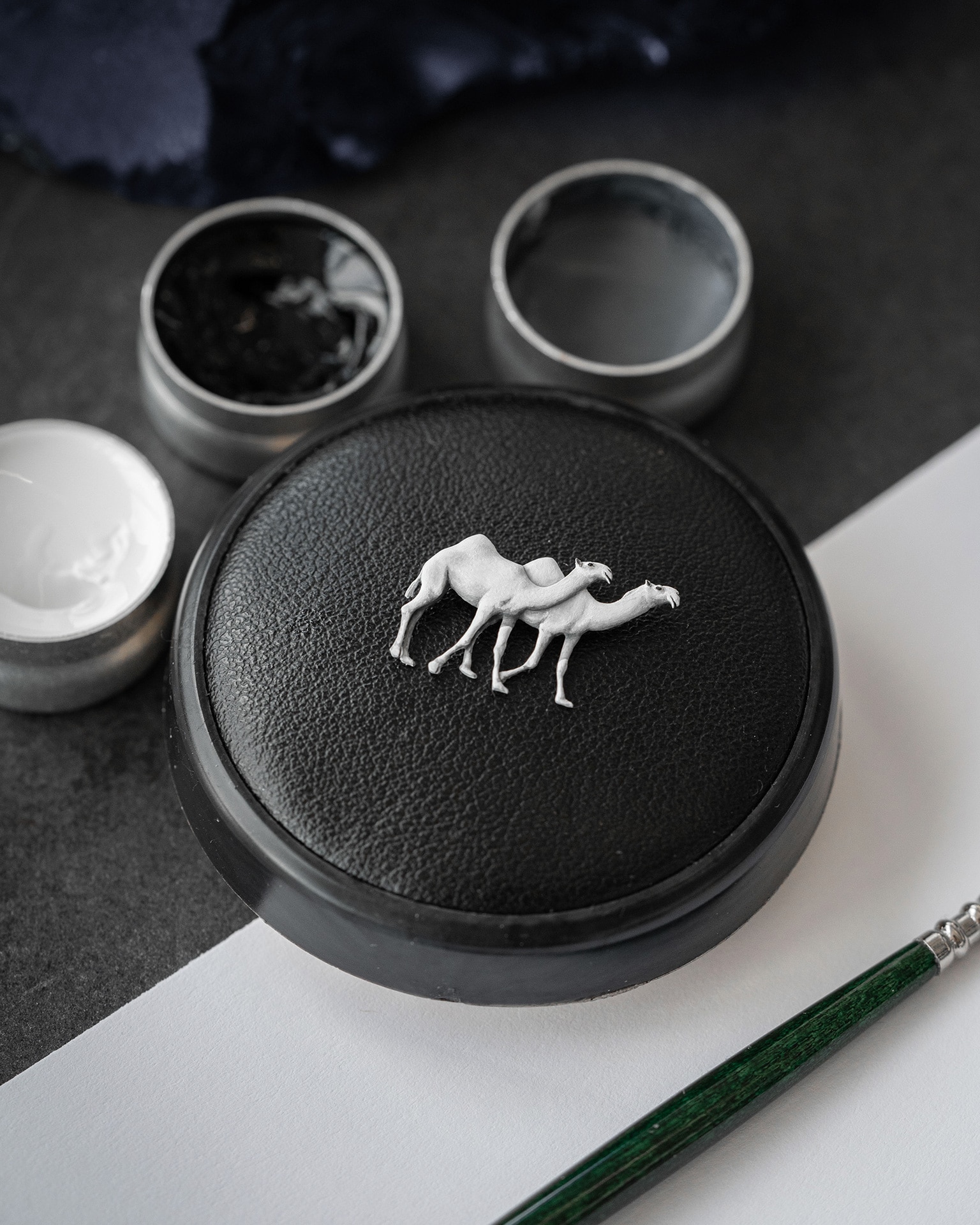 Petite Heure Minute Platinum - Camels