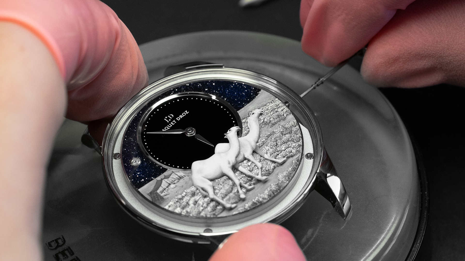Petite Heure Minute Platinum - Camels