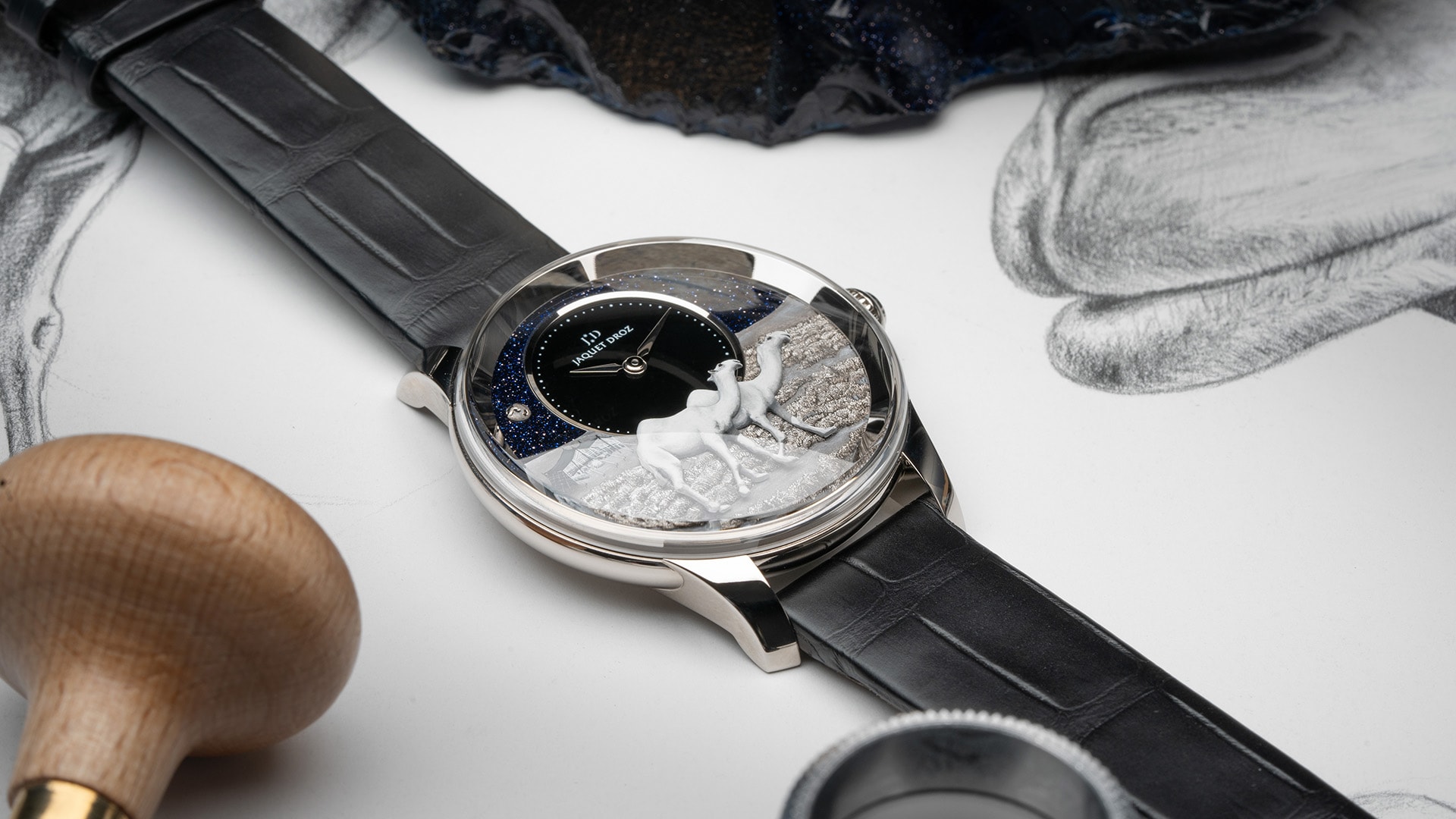 Petite Heure Minute Platinum - Camels