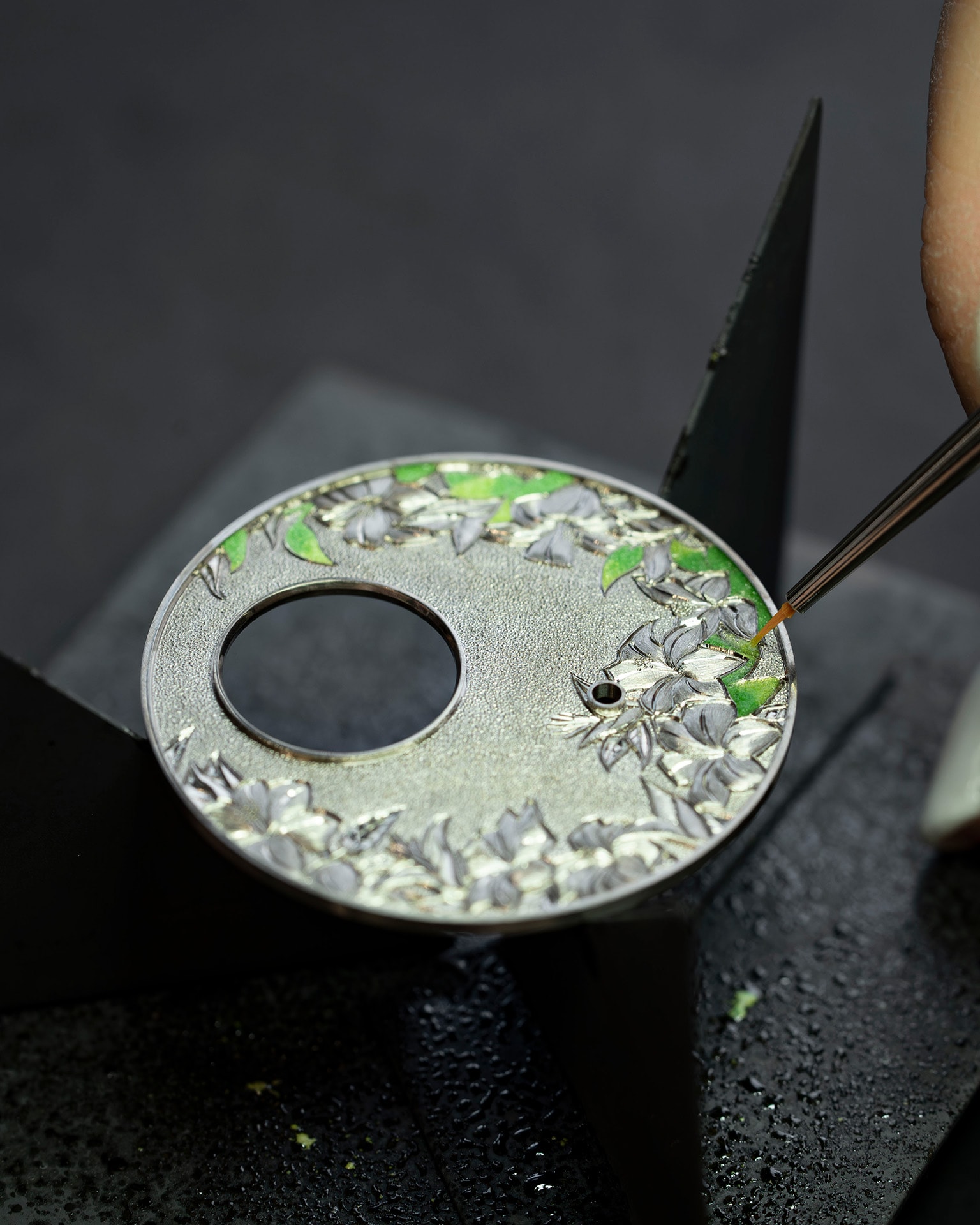 Petite Heure Minute Red Gold - Hummingbird