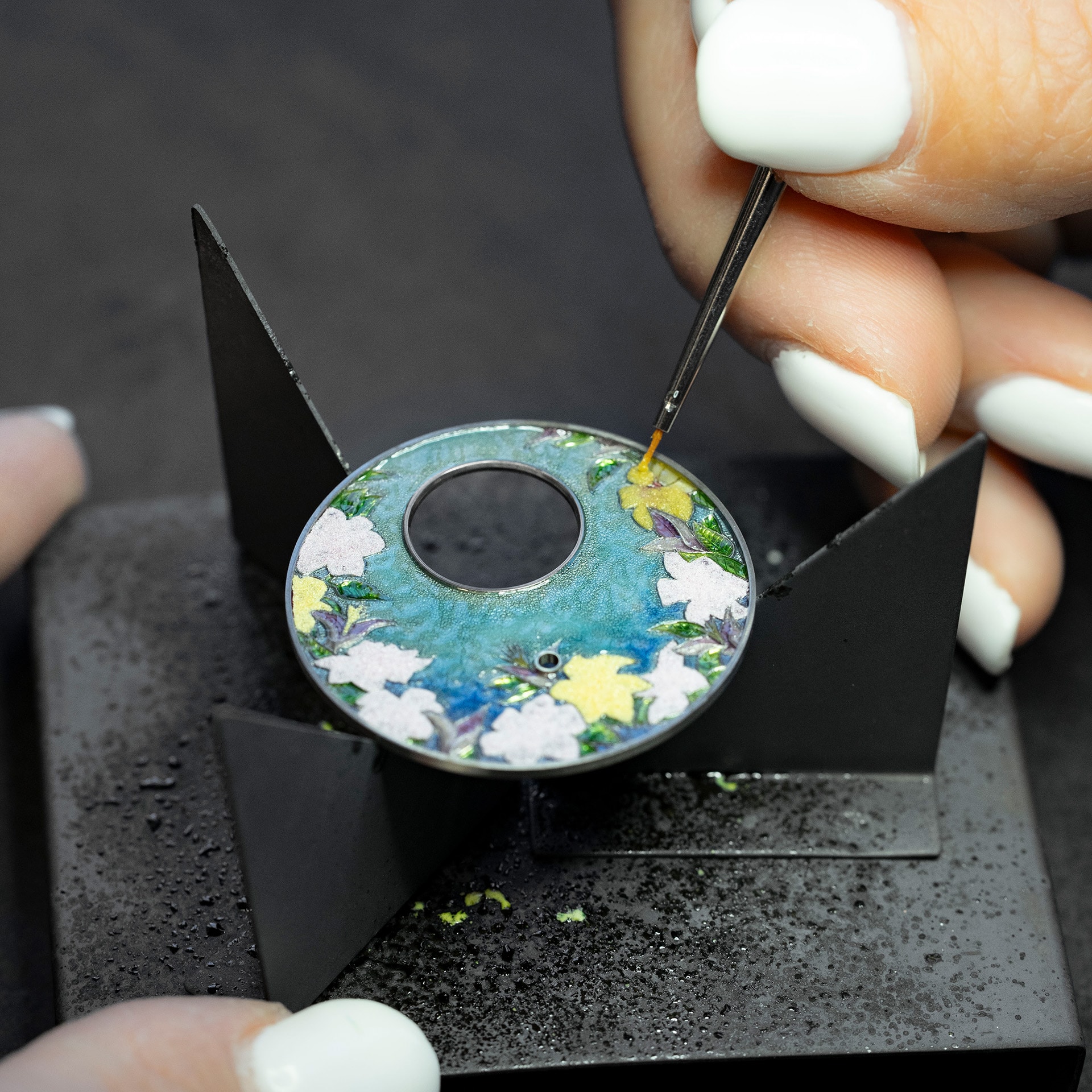 Petite Heure Minute Red Gold - Hummingbird