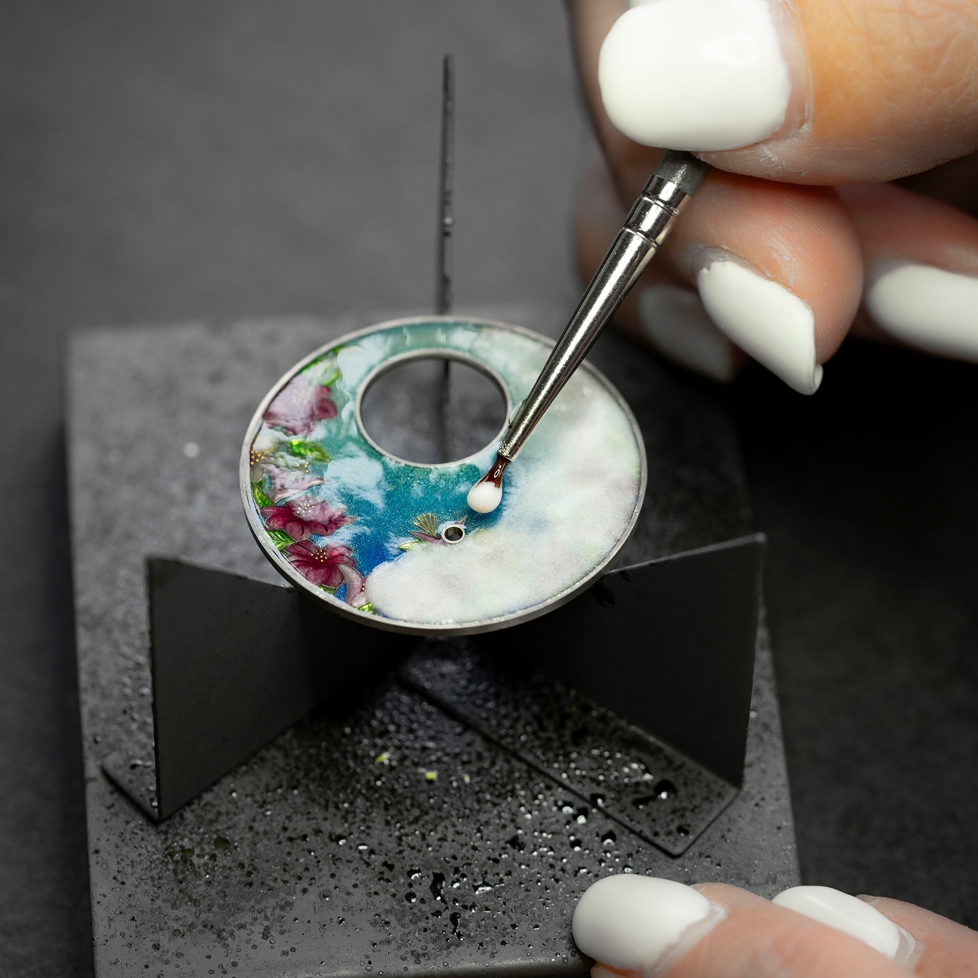 Petite Heure Minute Red Gold - Hummingbird