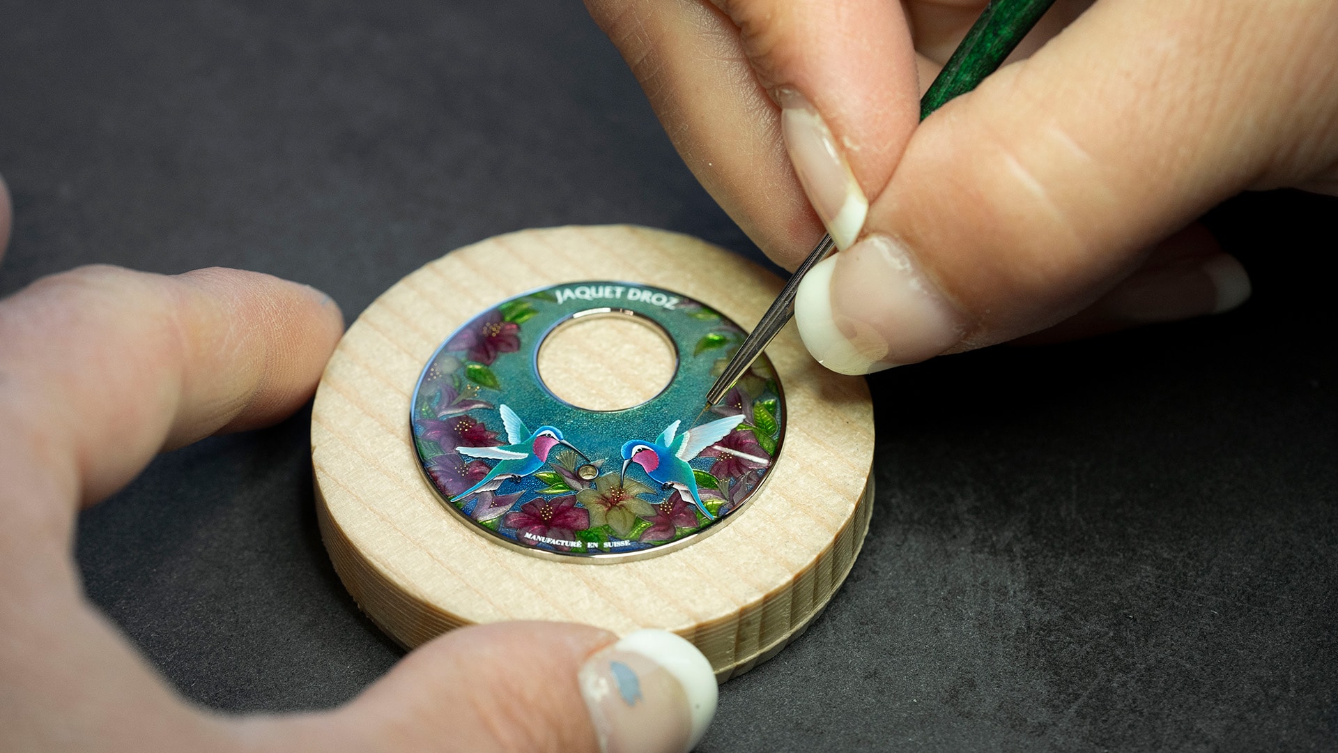 Petite Heure Minute Red Gold - Hummingbird