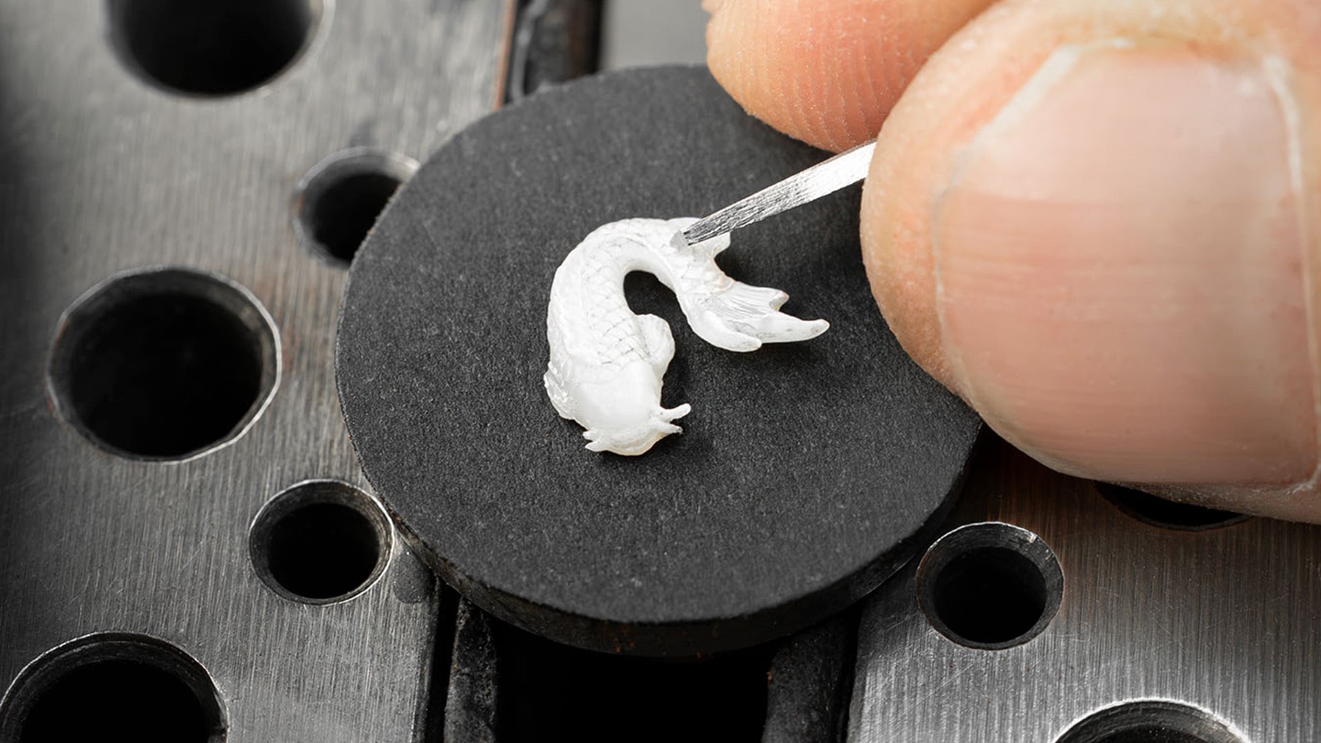 Petite Heure Minute Red Gold - Japanese Garden