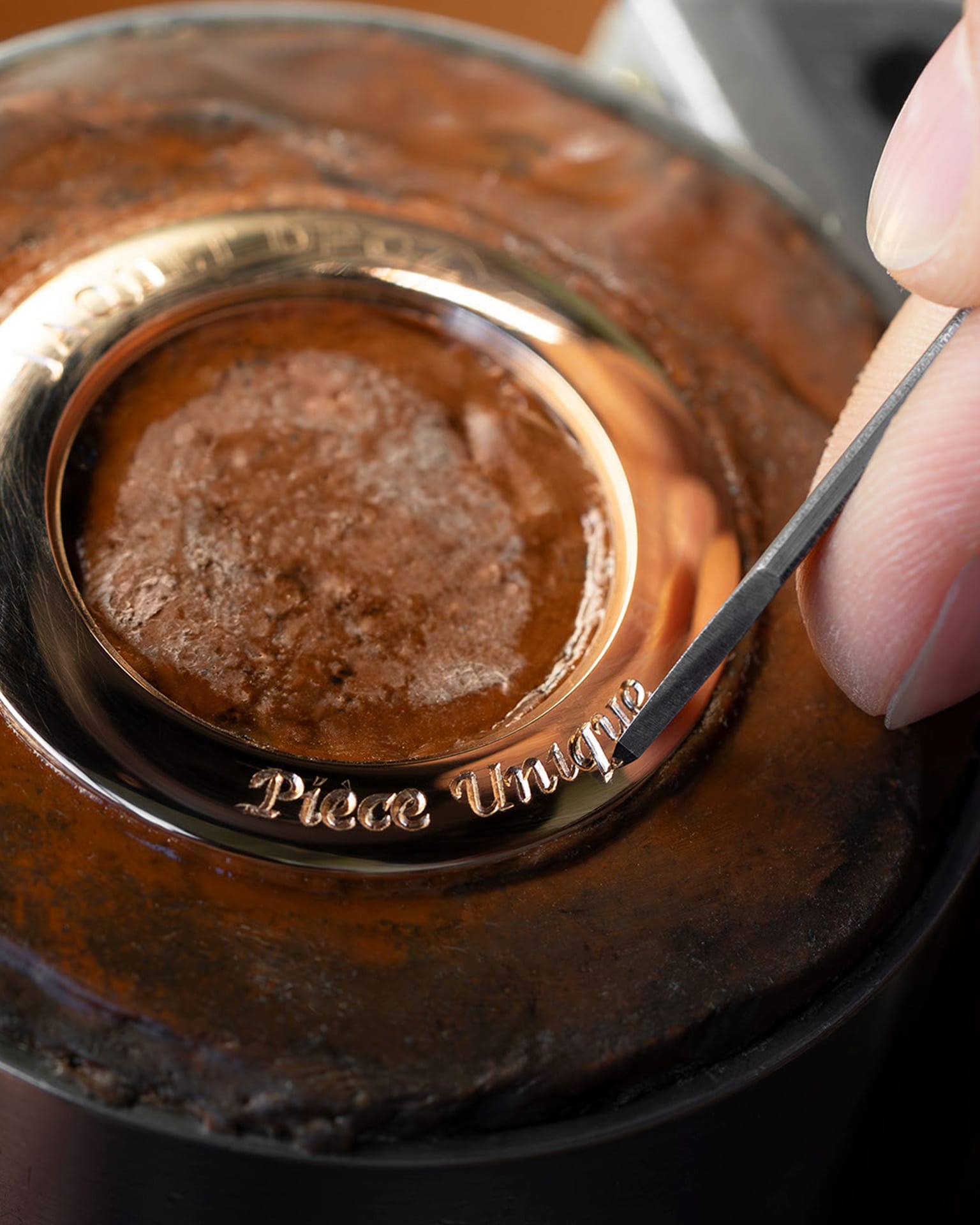 Petite Heure Minute Red Gold - Japanese Garden