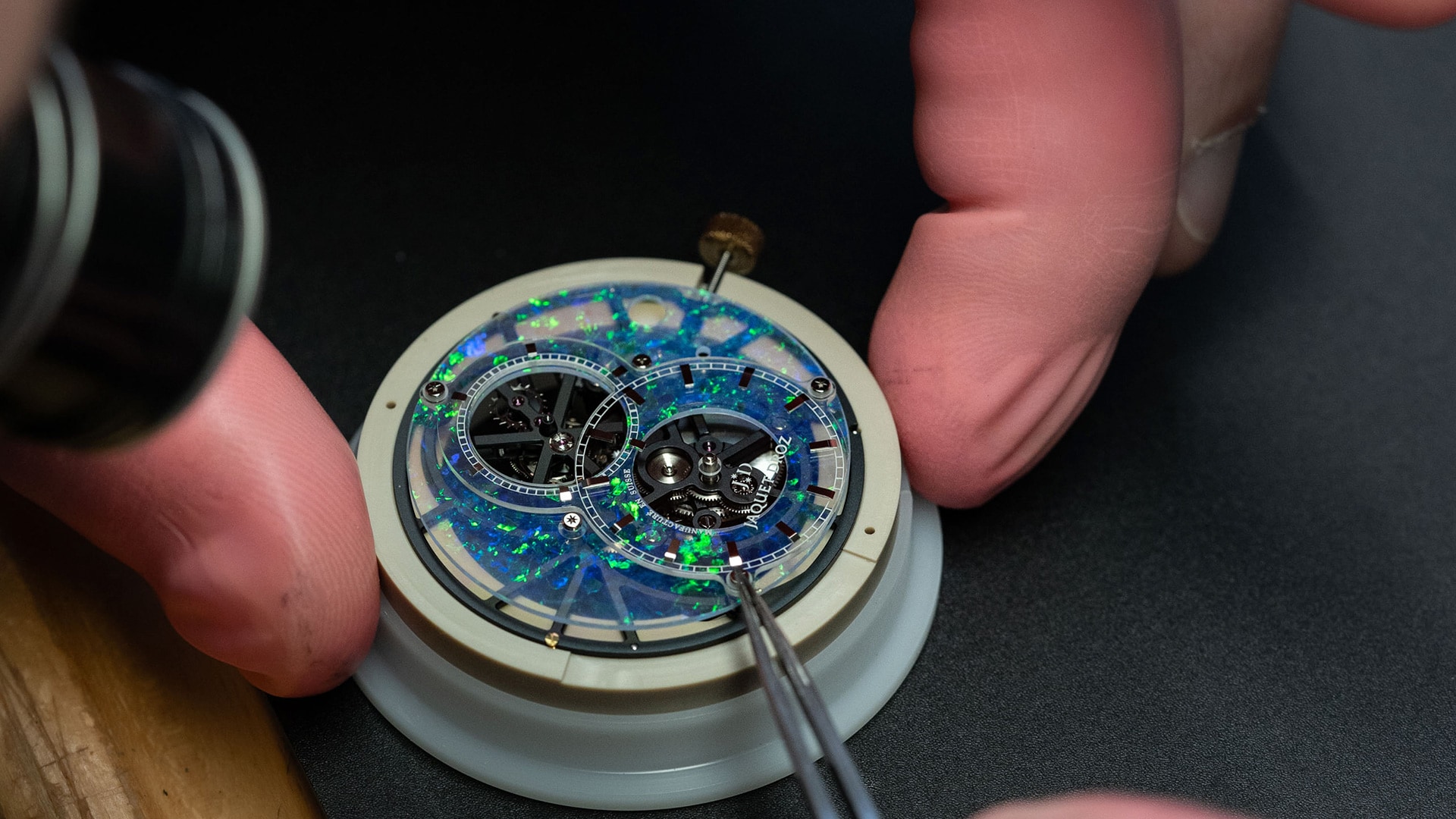 Tourbillon Skelet Sapphire Opal