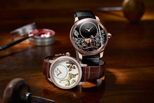 ジャケ・ドローが特別な4つのモデルで新年を祝福いたします