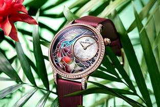 PETITE HEURE MINUTE “SMALTA CLARA HUMMINGBIRD”: THE NEW CREATION IN PLIQUE-À-JOUR ENAMEL BY JAQUET DROZ