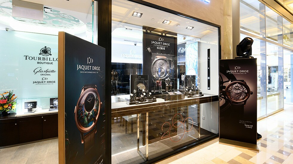 THE “STORY OF THE UNIQUE”  PRESENTED IN SINGAPORE